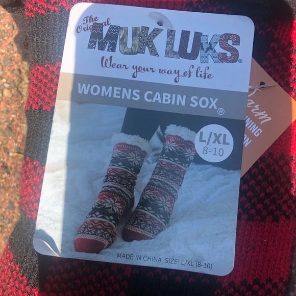 NWT MUK LUKS BUFFALO PLAID CABIN SLIPPER SOCKS - Picture 2 of 2